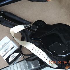 Legend  LLS-300 エレキギターおまけ付きの画像