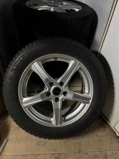 ブリジストン スタッドレスタイヤ17インチ