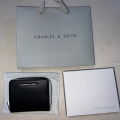 (ほぼ新品)CHARLES&KEITH財布の画像