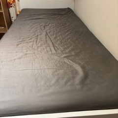 IKEA スレクト　ベッドフレーム