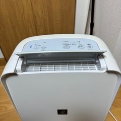 シャープ SHARP 除湿機 美品