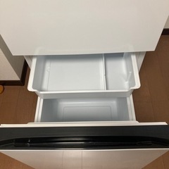 　【取引中】美品✨　2023年製　Hisense 冷蔵庫 135L　使用期間1年の画像
