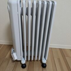 [サマーセール] [無料配達] オイルヒーター　DeLonghi JRE0812