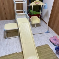 室内用　ジャングルジム　ブランコ