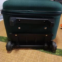 キャリーバック お菓子詰め合わせの画像