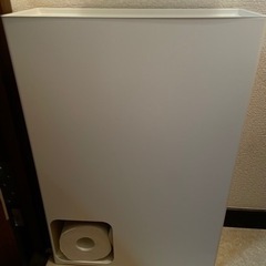 トイレットペーパー入れの画像