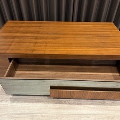 センターテーブルの画像