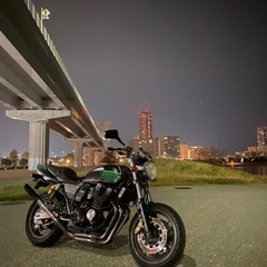 xjr400