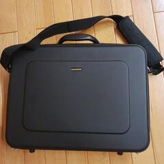 セミハードPCケース
