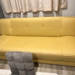 ソファーベッドの画像