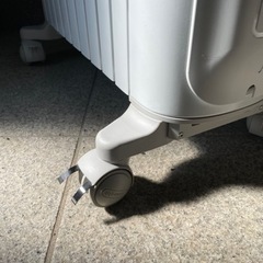 デロンギ　オイルヒーター　RHJ75V0915-GYの画像