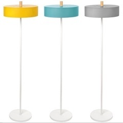 olika フロアランプ　家具 照明器具の画像