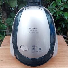 ★美品!!お届け可！★ HITACHI 紙パック式 掃除機 『かるパック』CV-PF300の画像