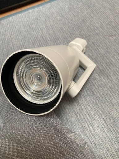 スポットライト美品