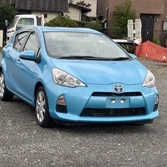 トヨタ　アクア　平成24年　走行距離6万キロ　車検2年間　プッシ...