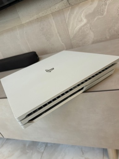 PS4 PRO CUH-7200B