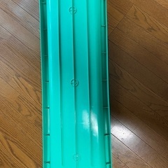 滑り台のみ　白いわんぱくジム　ジャンク品の画像