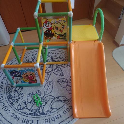 アンパンマンジャングルジム　滑り台　室内遊具