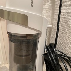 IRISOHYAMAアイリスオーヤマサイクロン掃除機   の画像