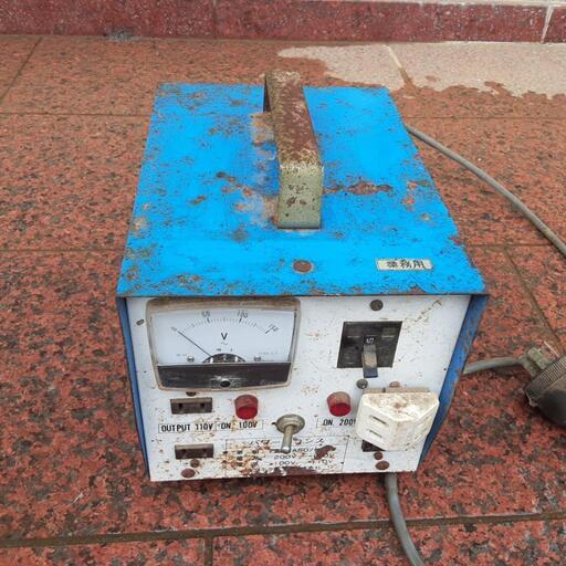 トランス　トランスリミッター　発電機　変換器　100V→200V　5年前ぐらいまで使用してましたがジャンク扱いで。