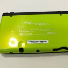 ニンテンドー New 3DS LL (RED-001) ソフト3本おまけ！の画像