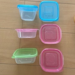 離乳食食器　保存容器の画像