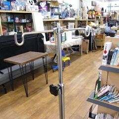 ①点滴スタンド キャスター付き 高さ約140～210㎝ 伸縮式 高さ調整 丸棒吊り具 点滴用器具 医療用 札幌市 厚別区の画像