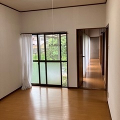 ⭕️賃貸中⭕️都市ガス物件🈹希少戸建て🉐松阪市駅部田町🉐ペット可🉑4DK🏘コンビニ徒歩2分近隣お店多数立地良好☘️9月より入居可能 - 不動産