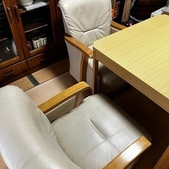 ハイタイプコタツ　椅子4脚　家具 ダイニングセットの画像