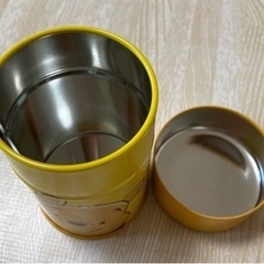 ディズニー ★　プーさん　ビスケット缶の画像
