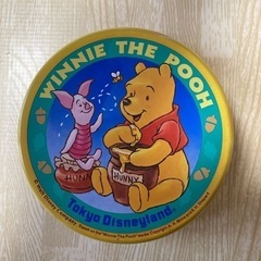 ディズニー ★ プーさん　ハニーキャンディー缶　東京ディズニーランドの画像