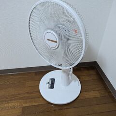 扇風機　リモコン付き