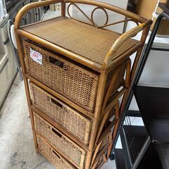 リサイクルショップどりーむ天保山店　No13546　ラタンチェスト　籐タンス　アンティーク　昭和レトロの画像