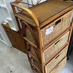 リサイクルショップどりーむ天保山店　No13546　ラタンチェスト　籐タンス　アンティーク　昭和レトロの画像