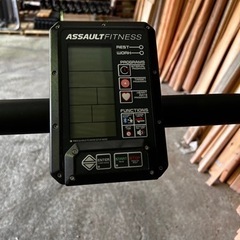 Assault Fitness 自走式トレッドミル　スキルミル　エアランナー　ランニングマシーンの画像