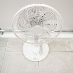41/607 コイズミ DCモーターリビング扇風機 2020年製...