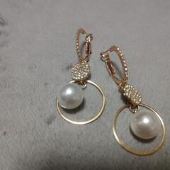 ピアス パール ゴールド ジュエリー ノンブランド 未使用 アクセサリーの画像