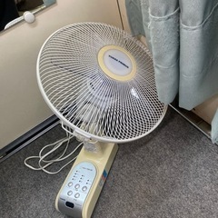 YUASA 　ユアサ　 壁掛け扇風機　YTW-382PR(WS)...