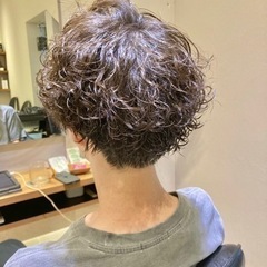 今月🉐価格で美容院行きたい方いませんか？