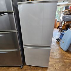 【リサイクルショップどりーむ鹿大前店】No10169　シャープ　2ドア冷蔵庫　2016年製　全体容量137L　冷蔵トビラ左右付け替え可能！！　1人暮らしに最適なサイズです♪