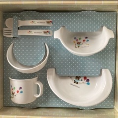 ☆★新品未使用☆★ベビー食器セット 7点✨の画像