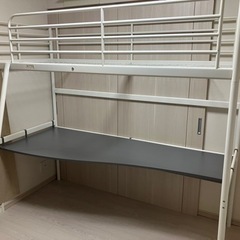 【緊急値下げ】IKEA SVALTAロフトベッド　デスク天板付き
