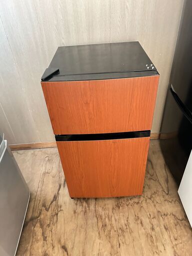 苫小牧発 木目調 アイリスオーヤマ ２０年製 ノンフロン冷蔵庫 PRC-B092D-M 87L USED