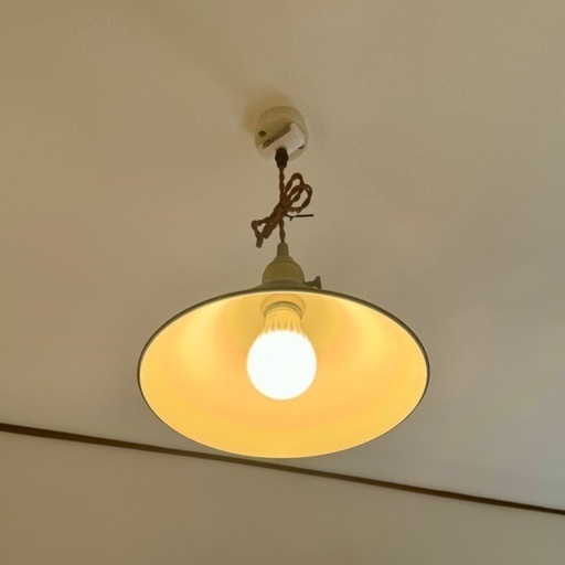 レトロなシンプル照明（LED電球付き）