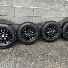 12インチ スタッドレスタイヤホイール付き4本セット使用1ヶ月弱