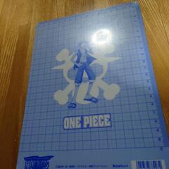 【使っていただける方0円でお譲りします】ONE PIECE　ワンピース　下敷きの画像