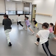 テーマパークダンスクラス開講！！