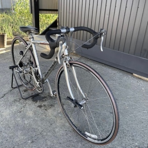 551★岐阜発　△BRIDGESTONE/ブリジストン/SLUGGER/ロードバイク/3×7段変速/走行確認/サドル破れ有り/防犯有り/ジャンク扱い　R4.10/20★