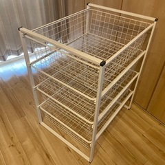 IKEA ヨナクセル　スチールラックの画像