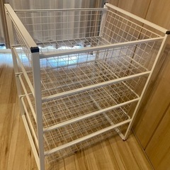 IKEA ヨナクセル　スチールラックの画像